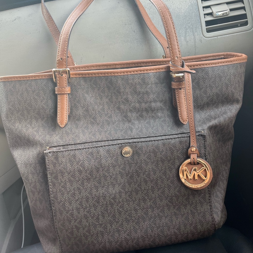 Brown Micheal Khors purse